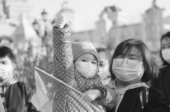 <b>煜星待遇好吗？_3岁宝贝喊“加油”</b>