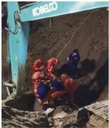 <b>煜星测速线路_两岁娃坠入枯井 破拆三个半小时救</b>