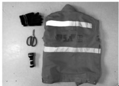 <b>煜星靠谱吗?_穿马甲骑自行车 冒充环卫夜砸车</b>